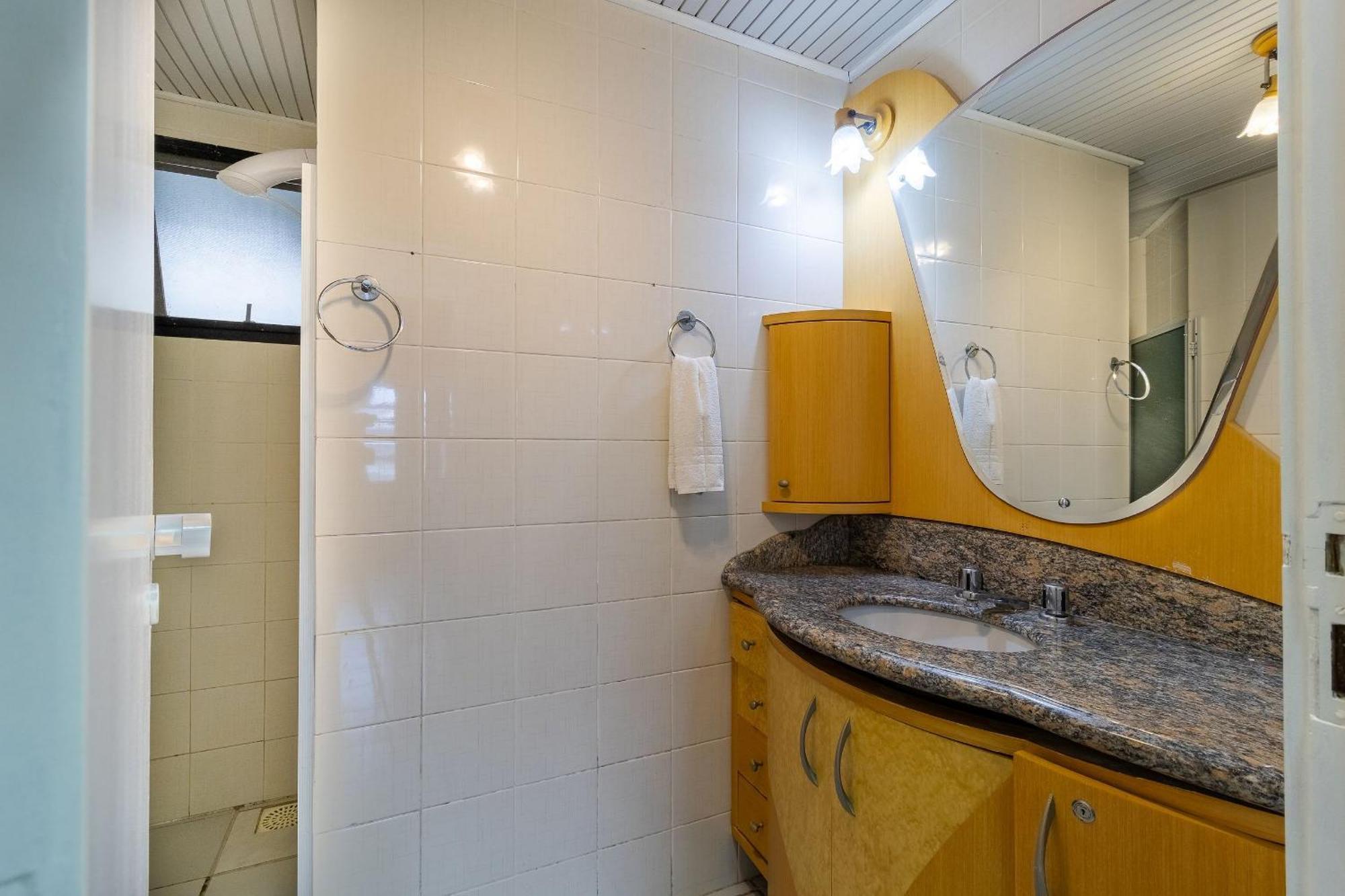 Apartment Apto Com Sacada A Poucos Metros Da Vin202